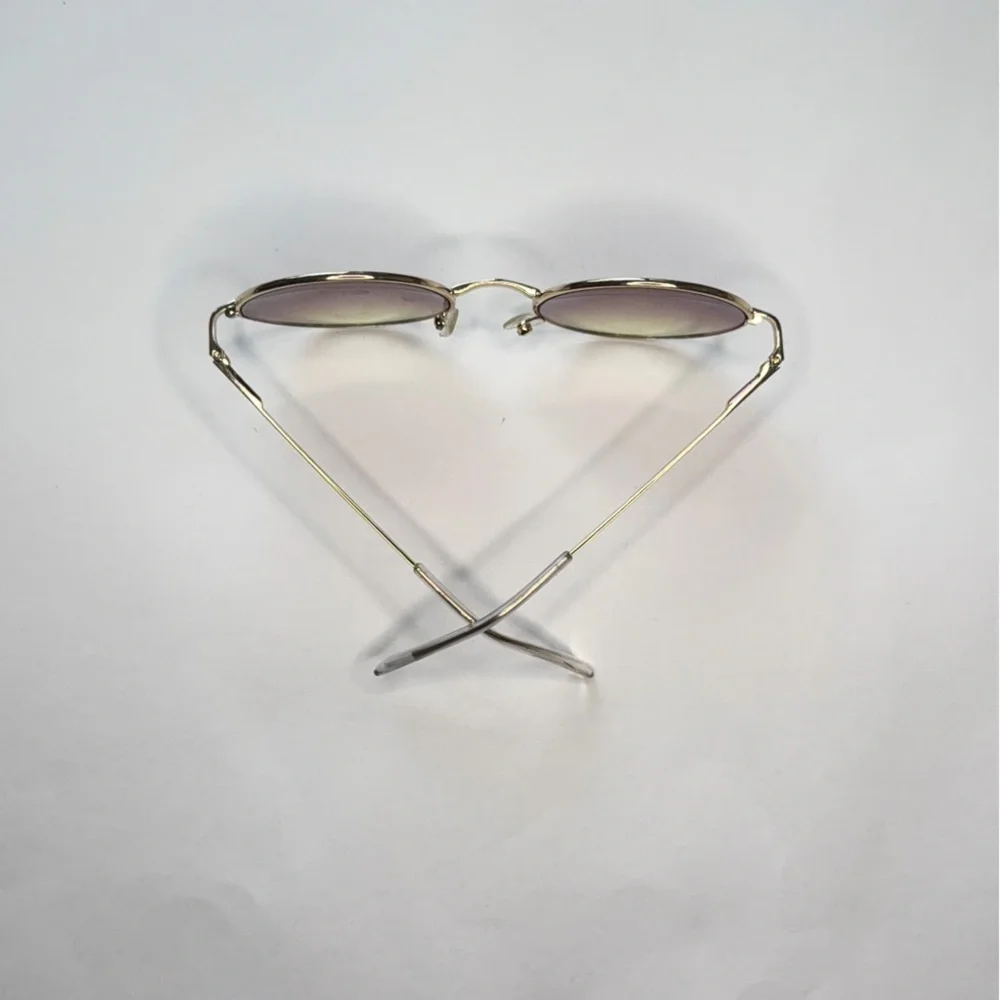 Groovy Round Gradient Sunglasses | Purple to Yellow